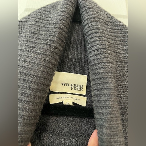 Aritzia Wilfred Free ‘Tilberg’ Turtleneck Sweater - Grey - Sz XS - Picture 3 of 3